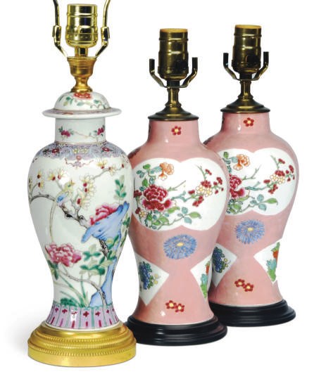 A CHINESE PORCELAIN FAMILLE ROSE SMALL BALUSTER VASE AND COVER AND A PAIR OF PINK GROUND FAMILLE ROSE SMALL VASES,