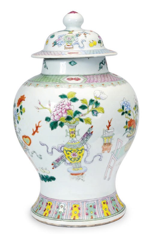 A CHINESE PORCELAIN FAMILLE ROSE BALUSTER JAR AND A COVER,