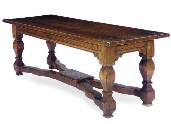 A CONTINENTAL OAK REFECTORY TABLE,