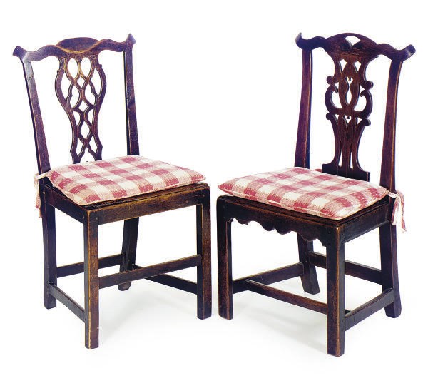 A HARLEQUIN SET OF FIVE ENGLISH OAK SIDE CHAIRS,