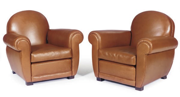 A PAIR OF LEATHER-UPHOLSTERED CLUB CHAIRS,