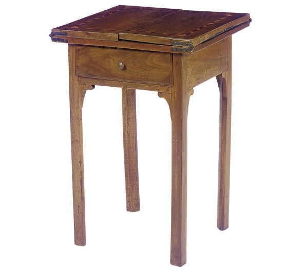 A FRENCH INLAID MAHOGANY WRITING TABLE,