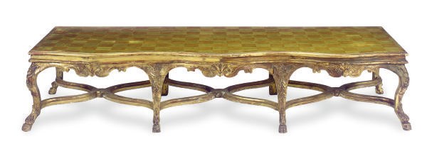 AN ITALIAN GILTWOOD AND PAINTED SERPENTINE BENCH,