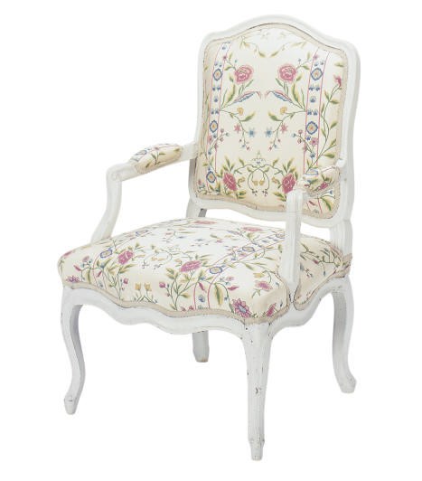 A LOUIS XV CREAM-PAINTED AND FLORAL UPHOLSTERED FAUTEUIL,