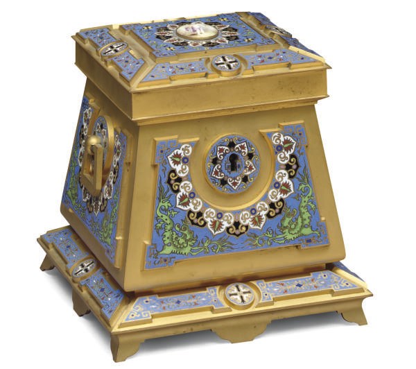 A FRENCH GILT-BRONZE AND CLOISONNE ENAMEL CASKET