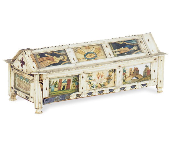 A NAPOLEONIC BONE AND DECORATED PRISONER OF WAR GAMES BOX,