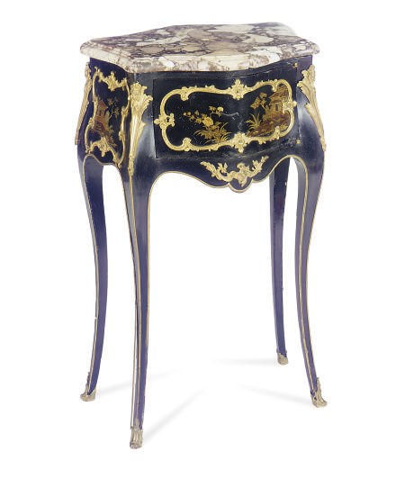 AN ORMOLU-MOUNTED LACQUERED AND CHINOISERIE-DECORATED MARBLE TOP SIDE TABLE**,