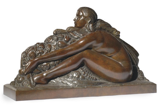 A BRONZE FIGURE OF A WOMAN,