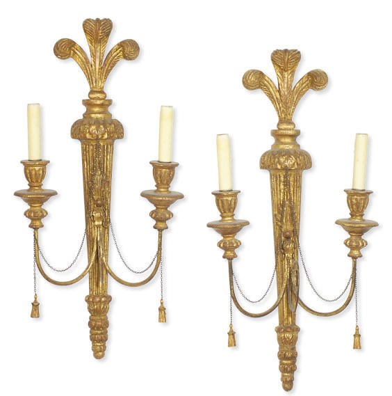 A PAIR OF ITALIAN GILTWOOD TWO-BRANCH WALL LIGHTS,