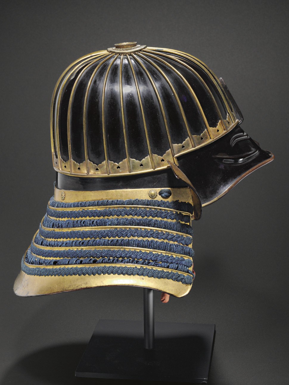 An Akoda-Nari Helmet