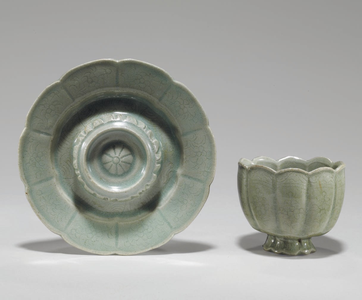 An Incised Celadon Cup