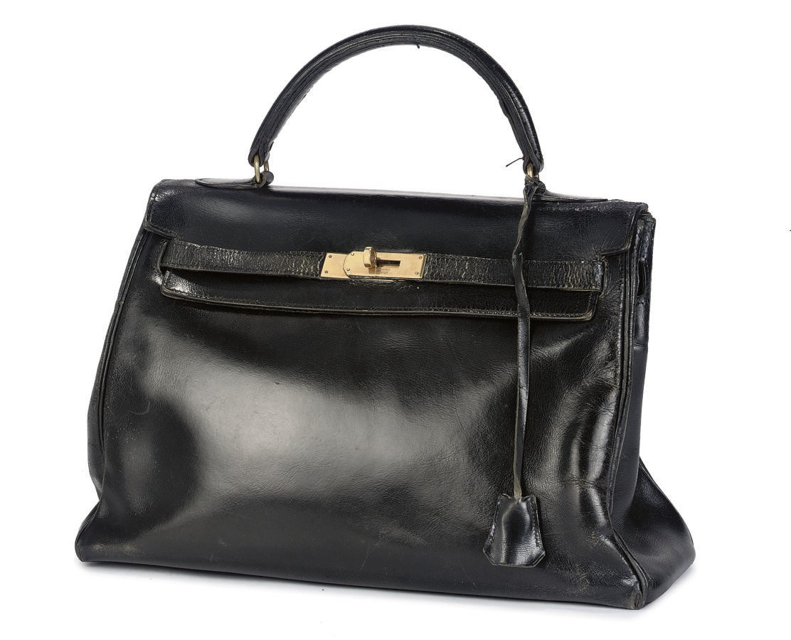 HERMÈS
A BLACK LEATHER KELLY BAG