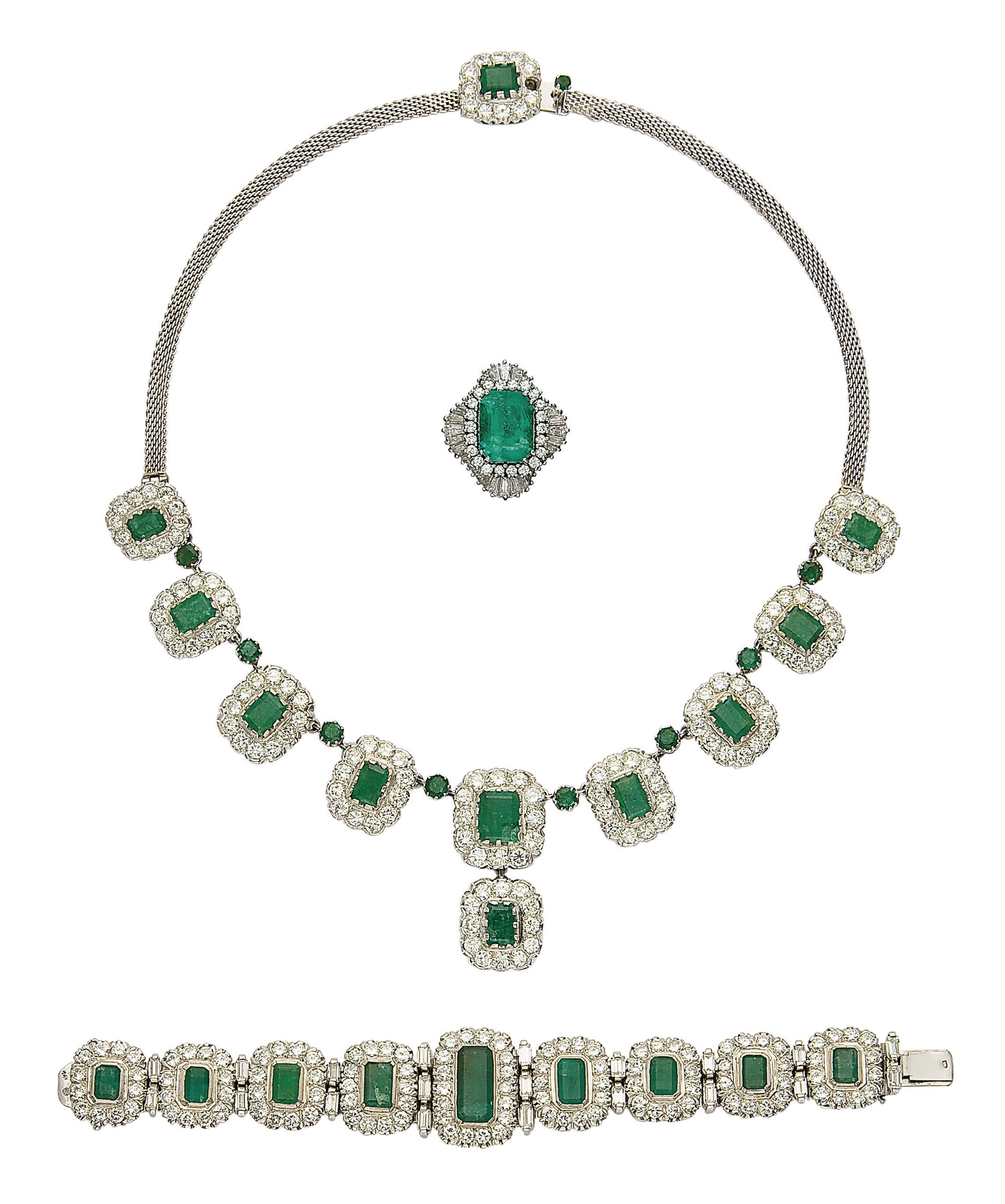 DEMI-PARURE EMERAUDES ET DIAMANTS