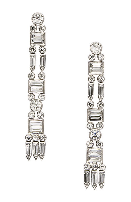 PAIRE DE PENDANTS D'OREILLES DIAMANTS