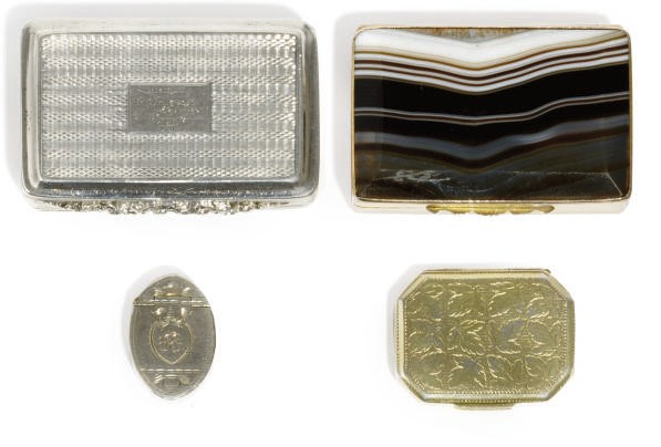 A GEORGE III SILVER TOOTH-POWDER BOX