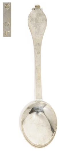 A WILLIAM & MARY UNASCRIBED PROVINCIAL SILVER TREFID SPOON