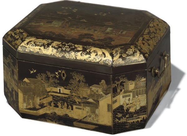 A LARGE CHINESE BLACK LACQUERED TEA CADDY AND COVER