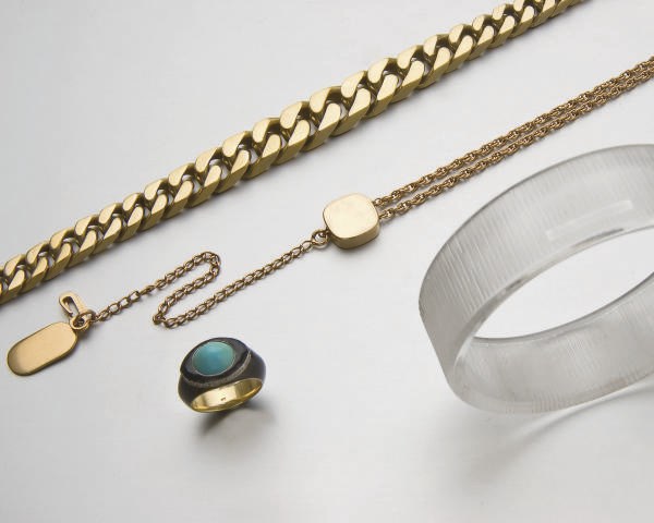 COLLIER EN OR, BROCHE EN OR, BAGUE EMAIL ET TURQUOISE ET BRACELET PAR LALIQUE