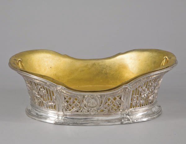 JARDINIERE EN ARGENT ET LAITON