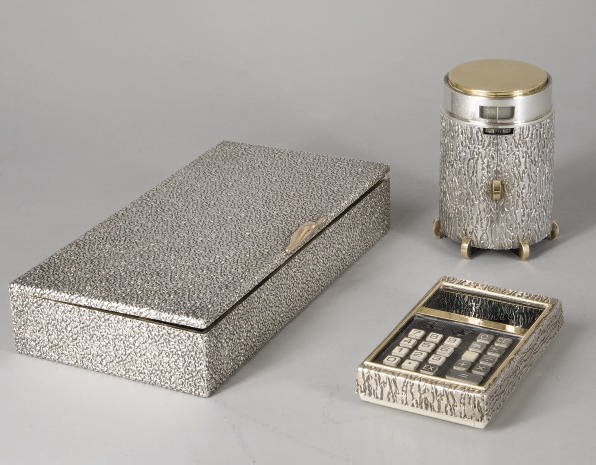 NECESSAIRE DE BUREAU EN ARGENT
