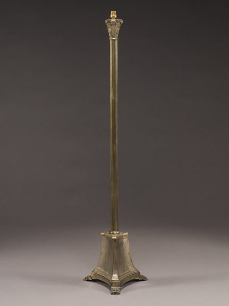 LAMPADAIRE EN BRONZE ARGENTE