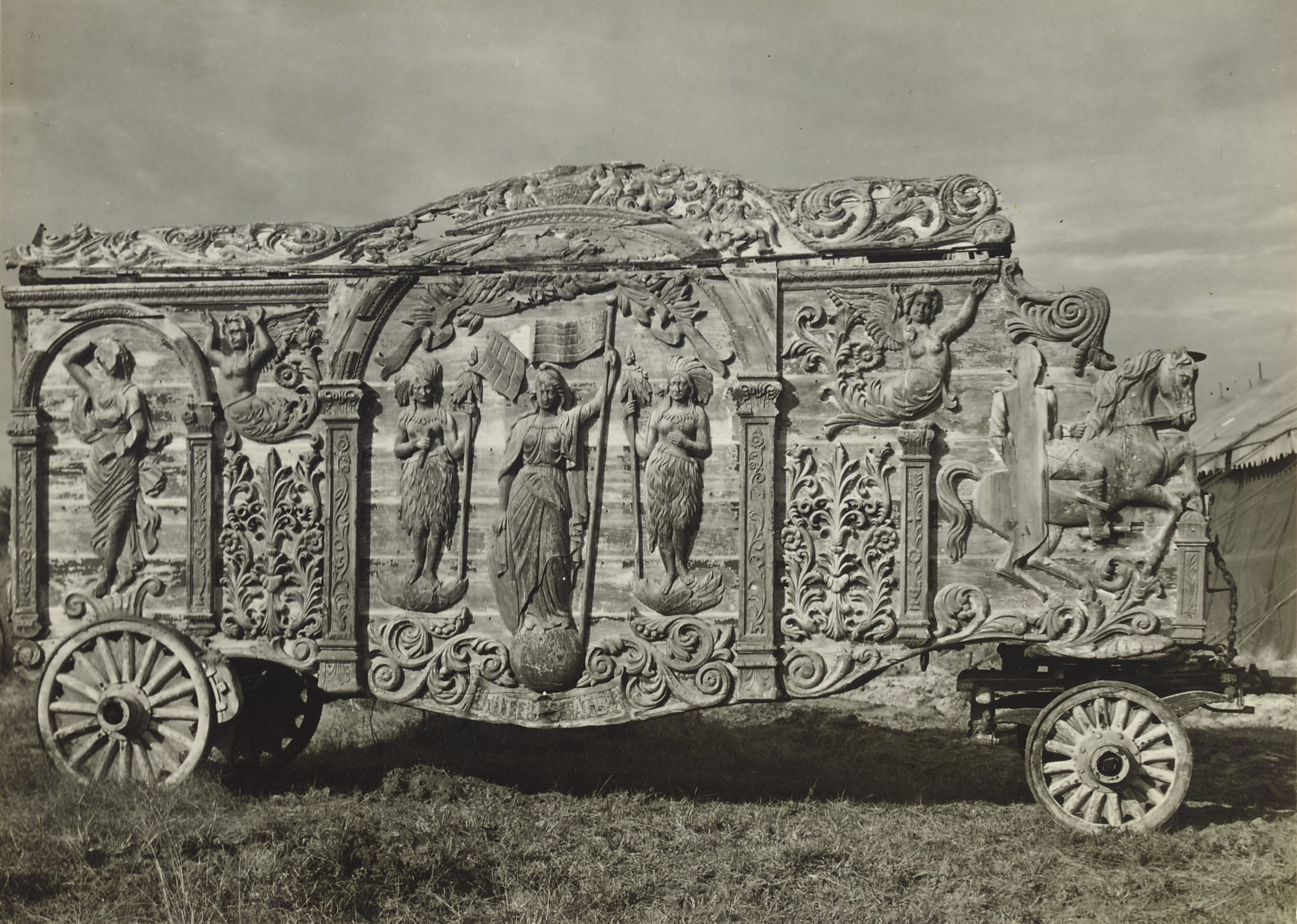 WALKER EVANS (1903-1975)