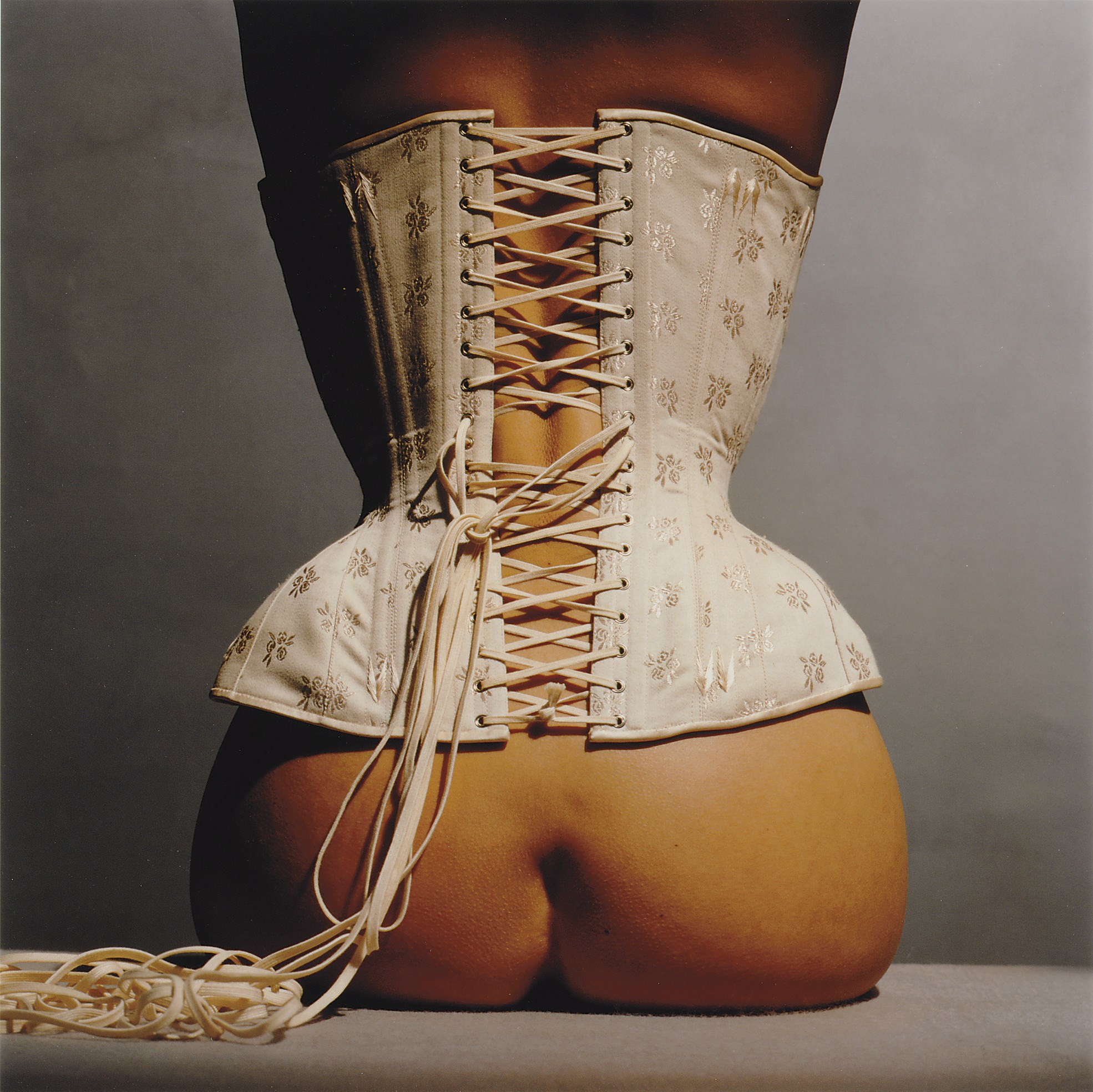 IRVING PENN (B. 1917)