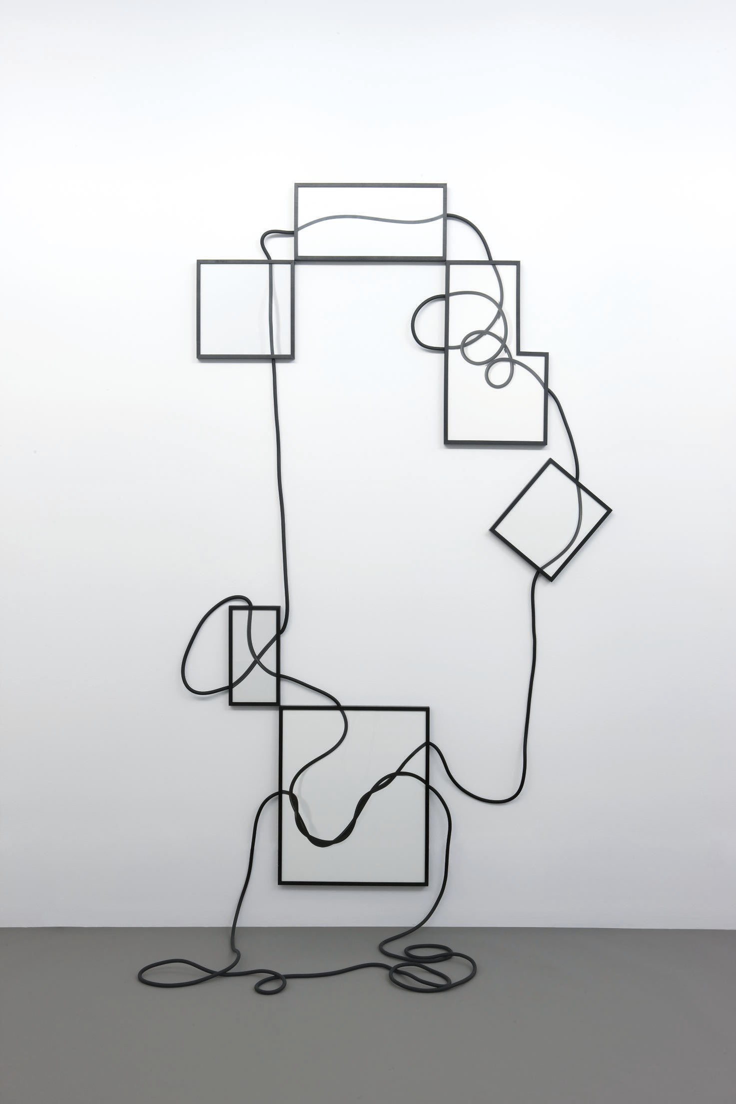 VIK MUNIZ (B. 1961)