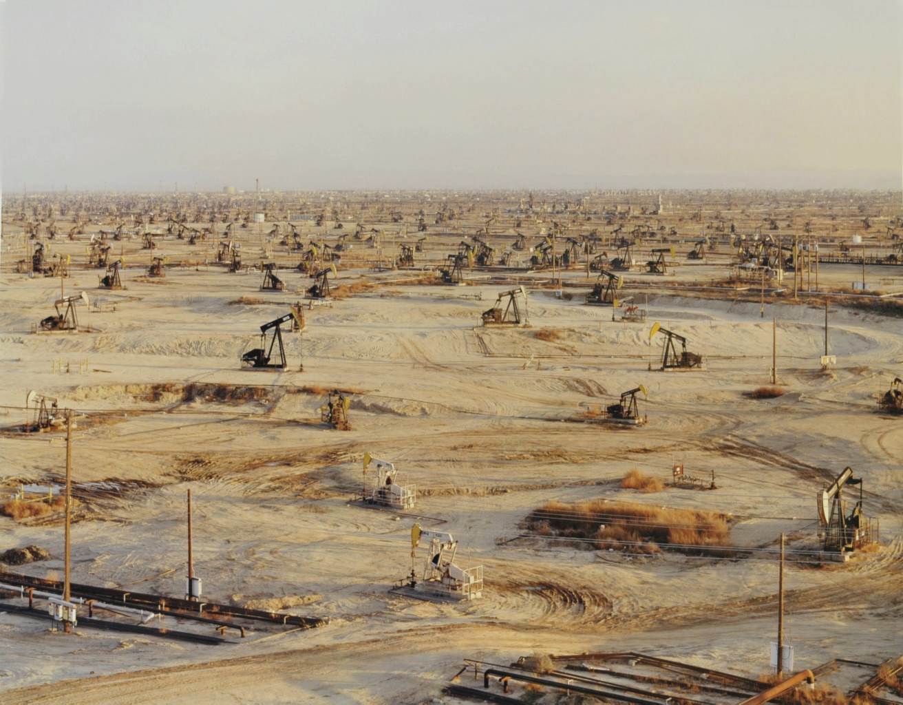 EDWARD BURTYNSKY (B. 1955)