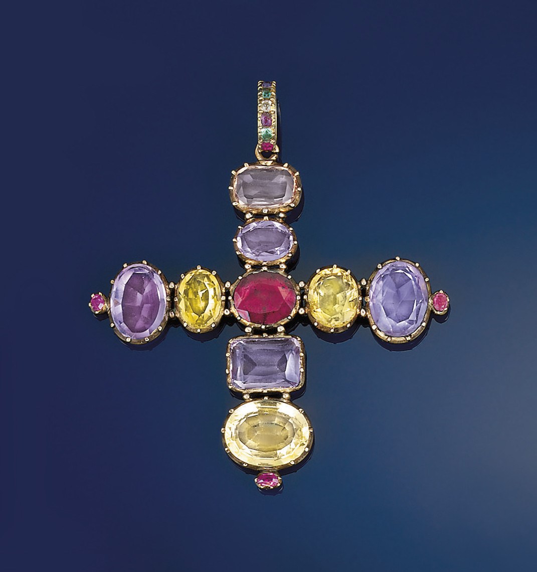 An early 19th century gold and gem cross pendant