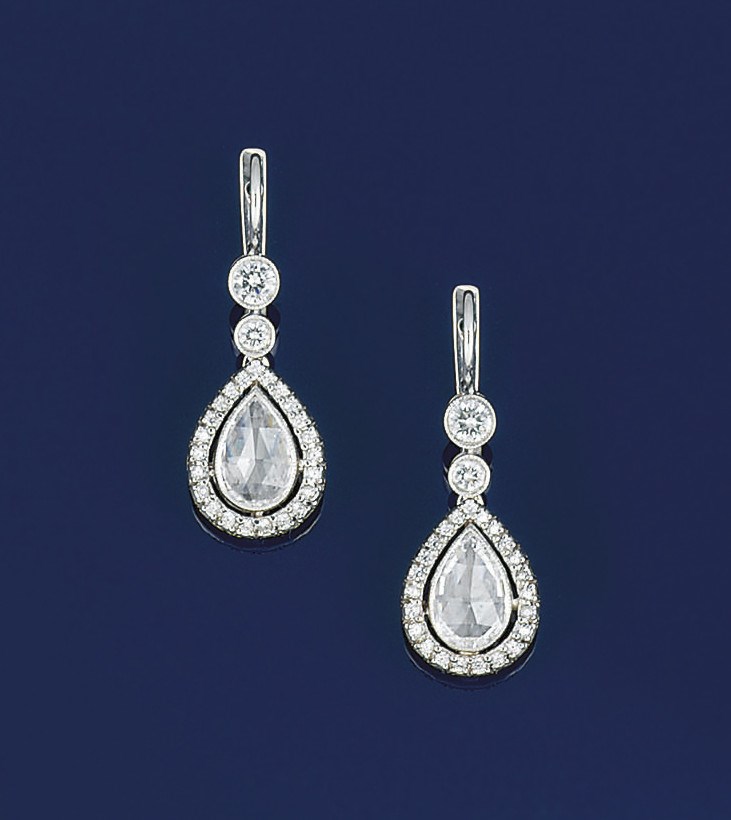 A pair of diamond earpendants