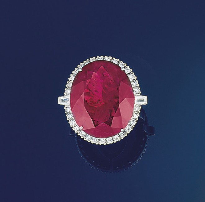 A tourmaline and diamond cluster ring