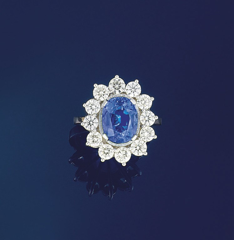 A sapphire and diamond cluster ring