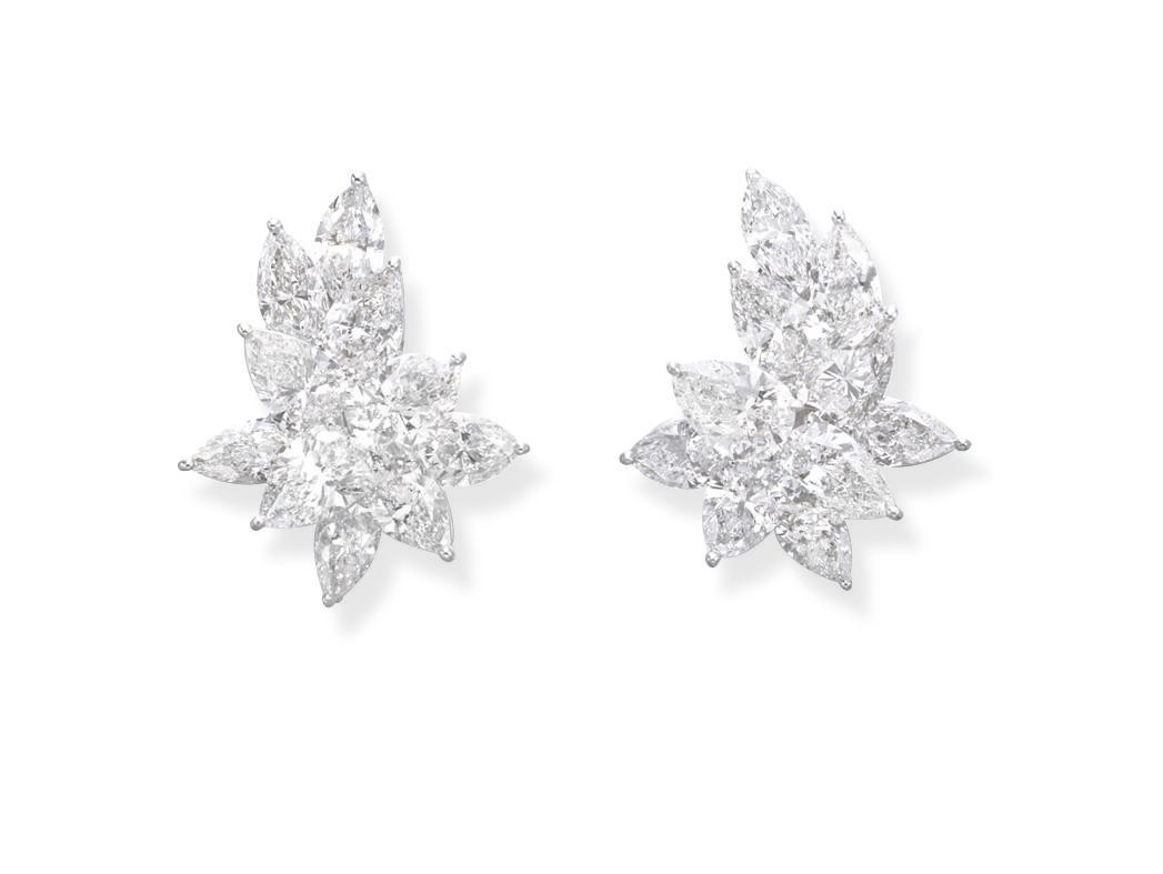 A PAIR OF DIAMOND EAR CLIPS
