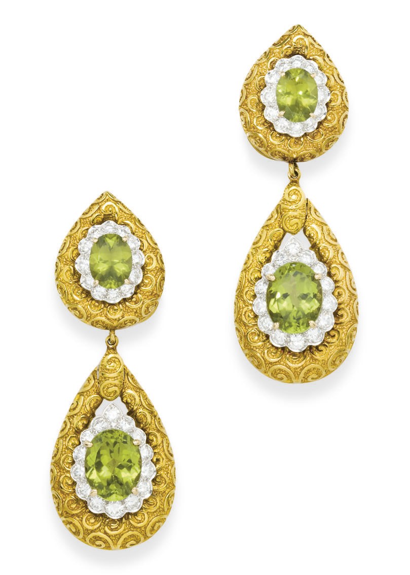 A PAIR OF PERIDOT, DIAMOND AND GOLD EAR PENDANTS, BY VAN CLEEF & ARPELS