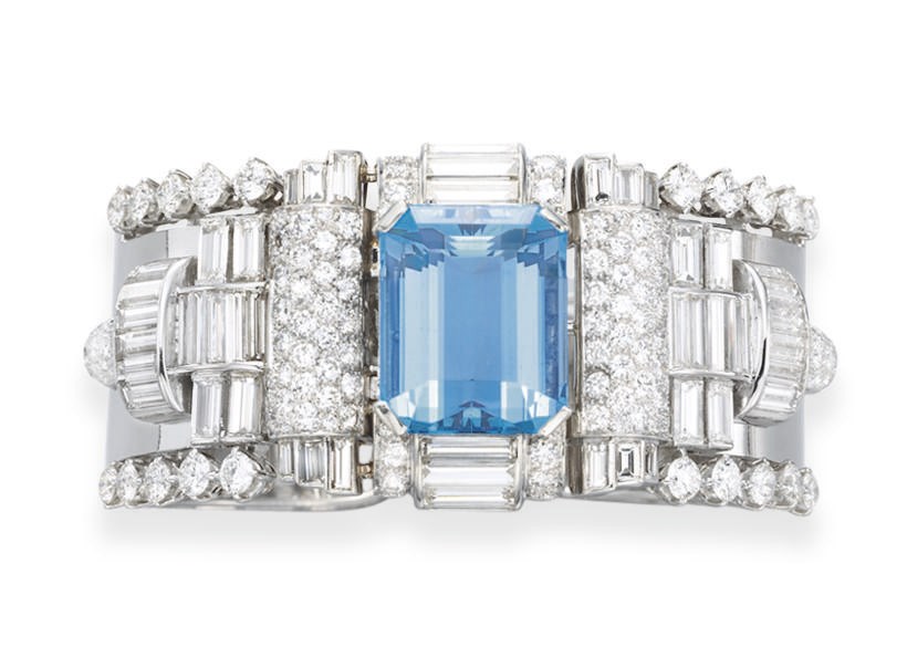 A STYLISH AQUAMARINE AND DIAMOND BRACELET, BY VAN CLEEF & ARPELS