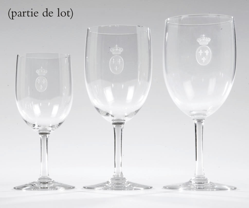 PARTIE DE SERVICE DE VERRES EN CRISTAL DE BACCARAT