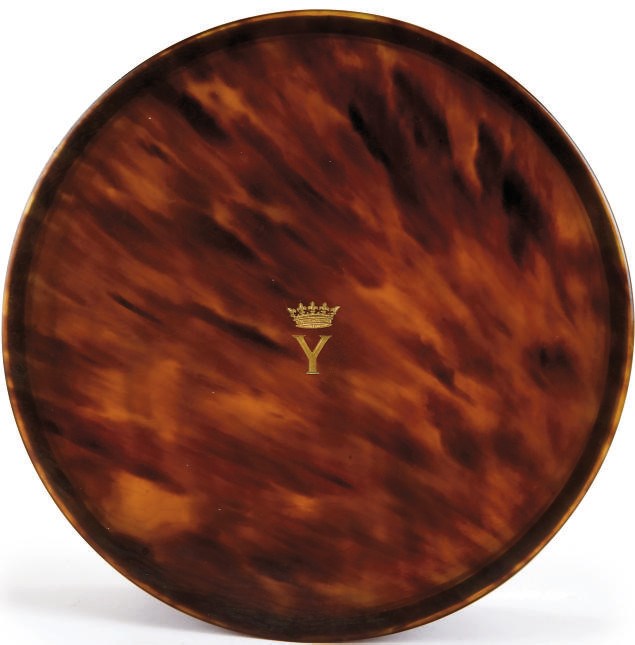 BOITE EN ECAILLE MONOGRAMMEE
