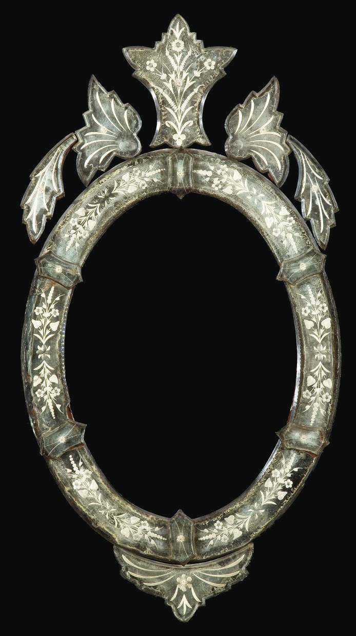 CADRE MIROIR DANS LE STYLE VENITIEN