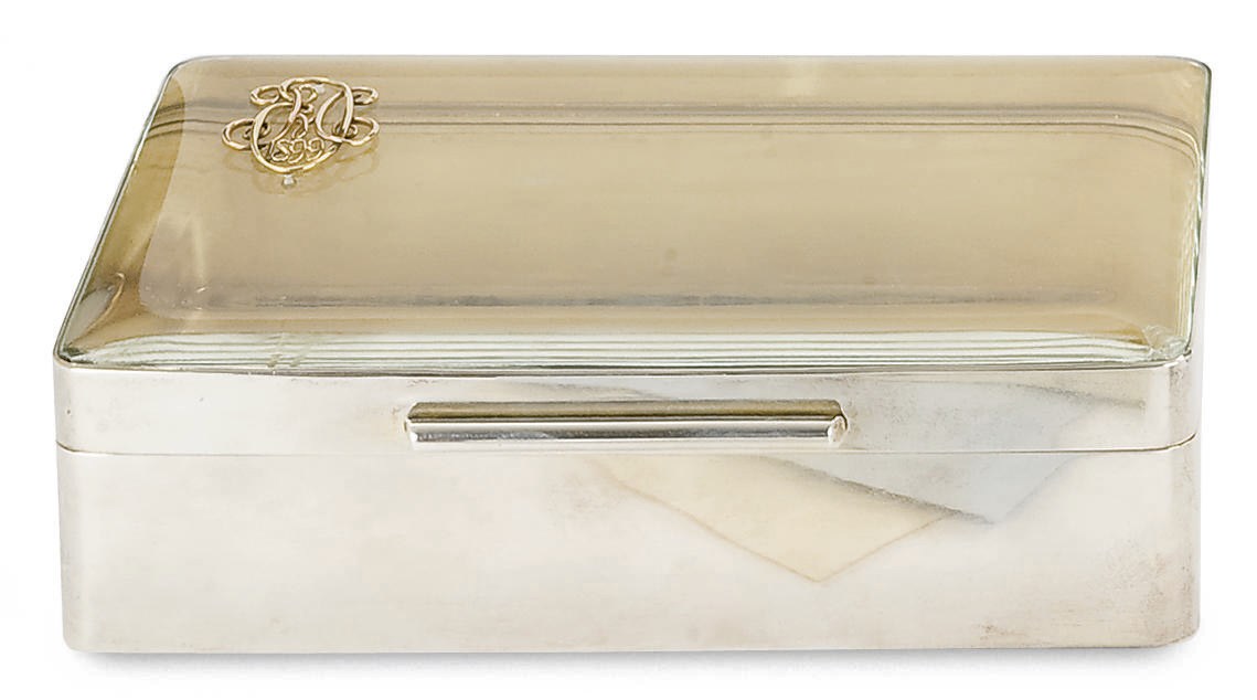 BOITE EN ARGENT, VERMEIL ET VERRE