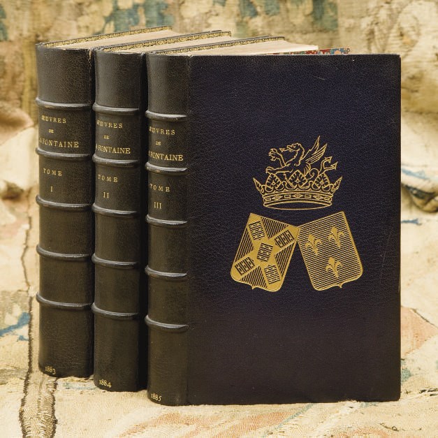 [AMÉLIE DE PORTUGAL] -- Ensemble d'ouvrages provenant de la bibliothèque de la reine Amélie de Portugal, dont: