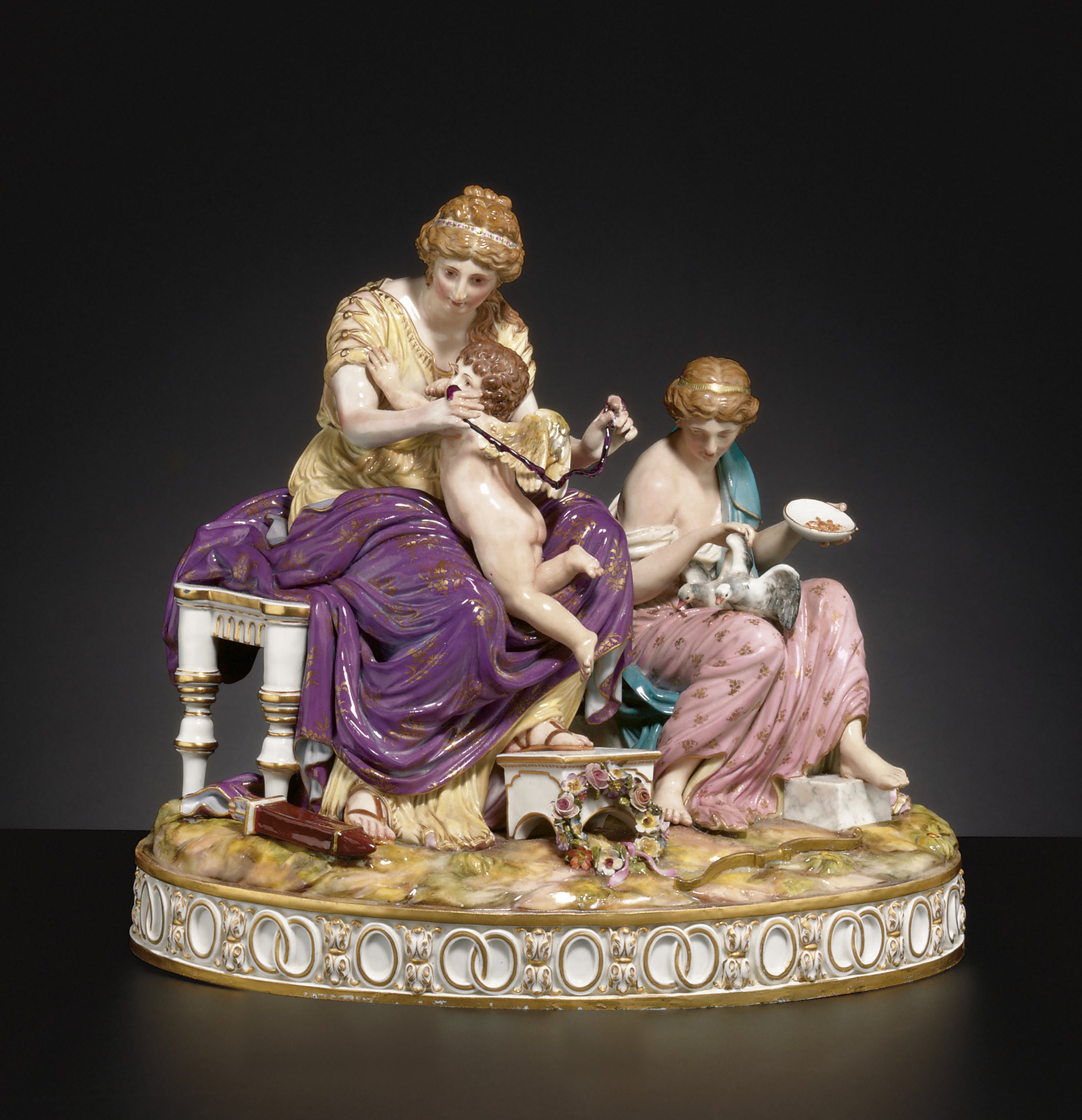 A MEISSEN FIGURE GROUP, 'AMORS FESSELUNG'