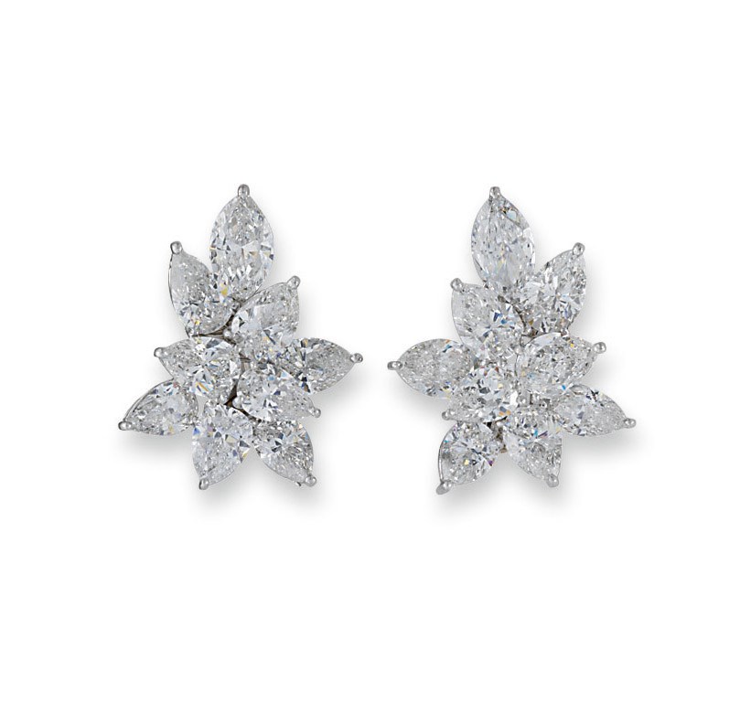 A PAIR OF DIAMOND EAR CLIPS