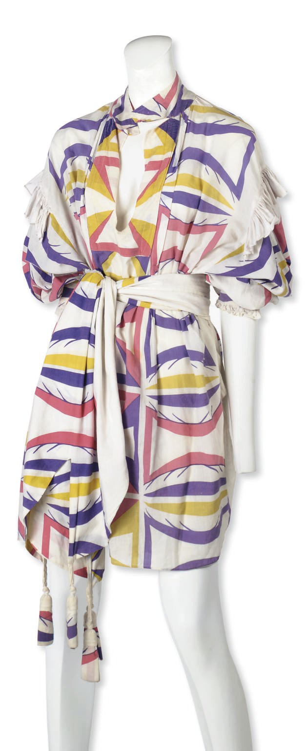 WORLD'S END (F.1981)   
A TWO-PIECE 'PIRATES' COLLECTION ENSEMBLE