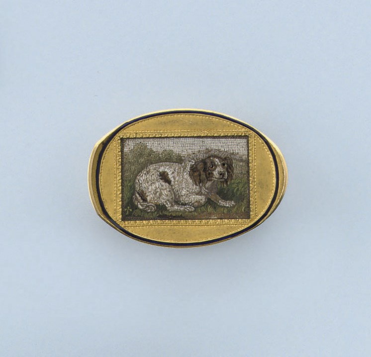 A GOLD VINAIGRETTE WITH ROMAN MICRO-MOSAIC
