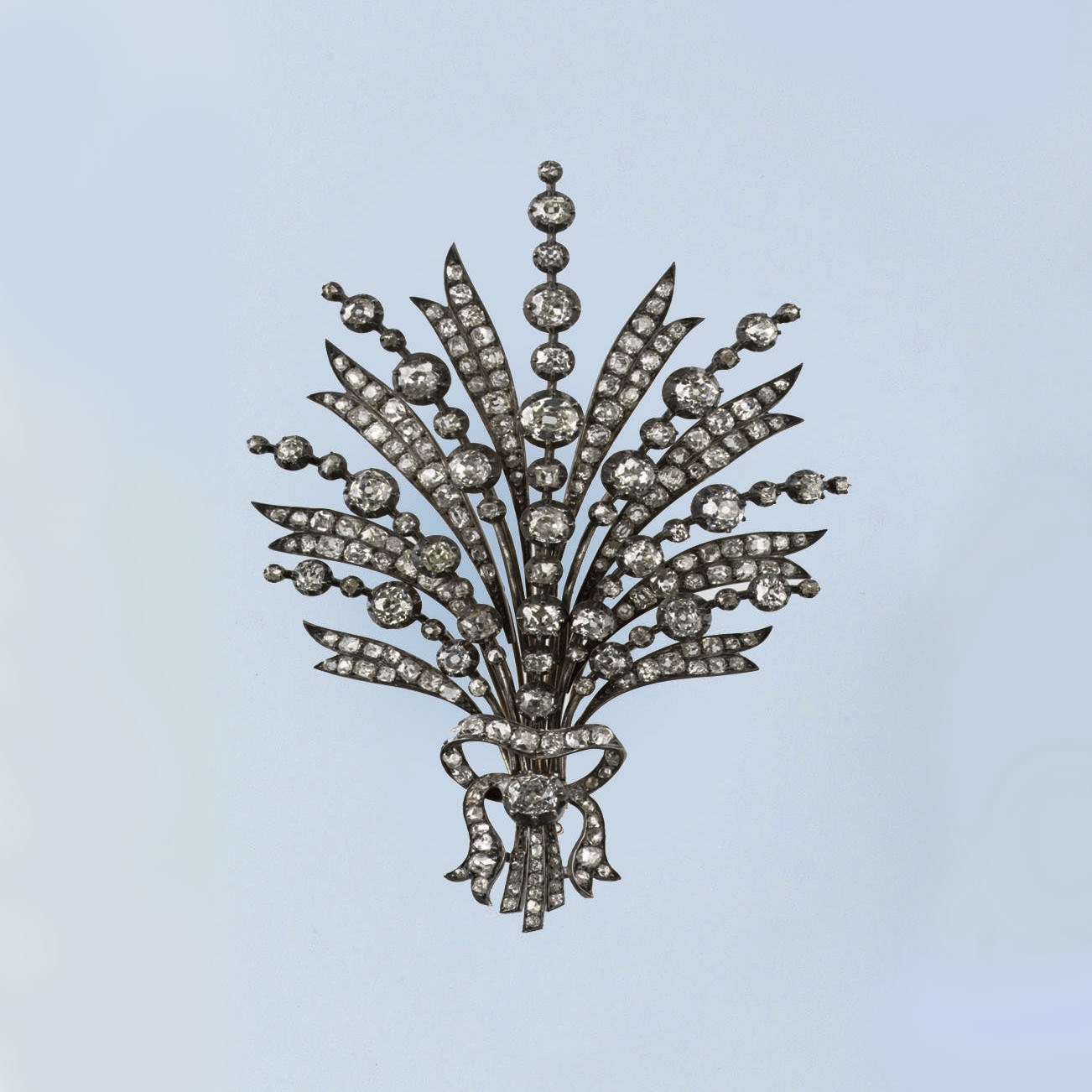 AN ANTIQUE DIAMOND AIGRETTE