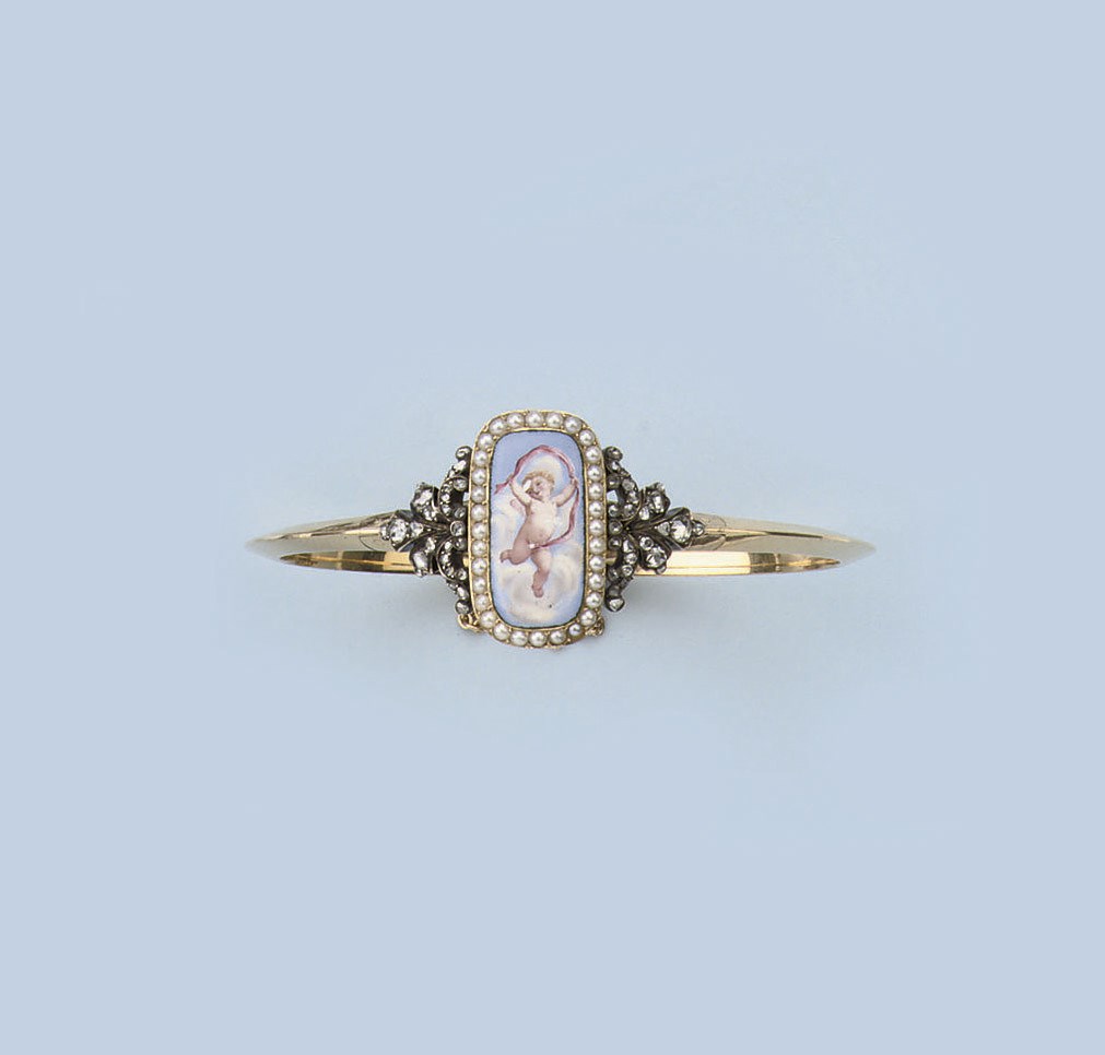 AN ANTIQUE ENAMEL, SEEDPEARL AND DIAMOND BANGLE