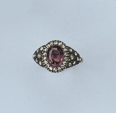 A SAPPHIRE AND DIAMOND DRESS RING