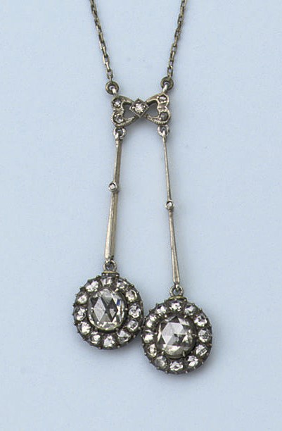 A BELLE EPOQUE DIAMOND NECKLACE
