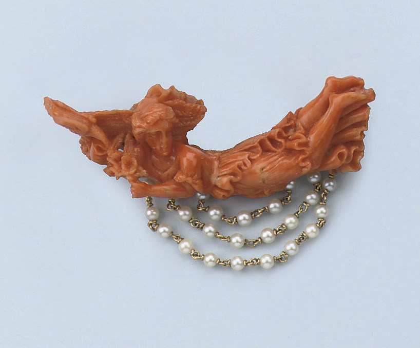 A CORAL AND PEARL BROOCH